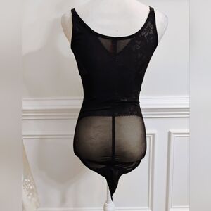 Redefine Body Shaper Wear Your Own Bra Black Sz-L